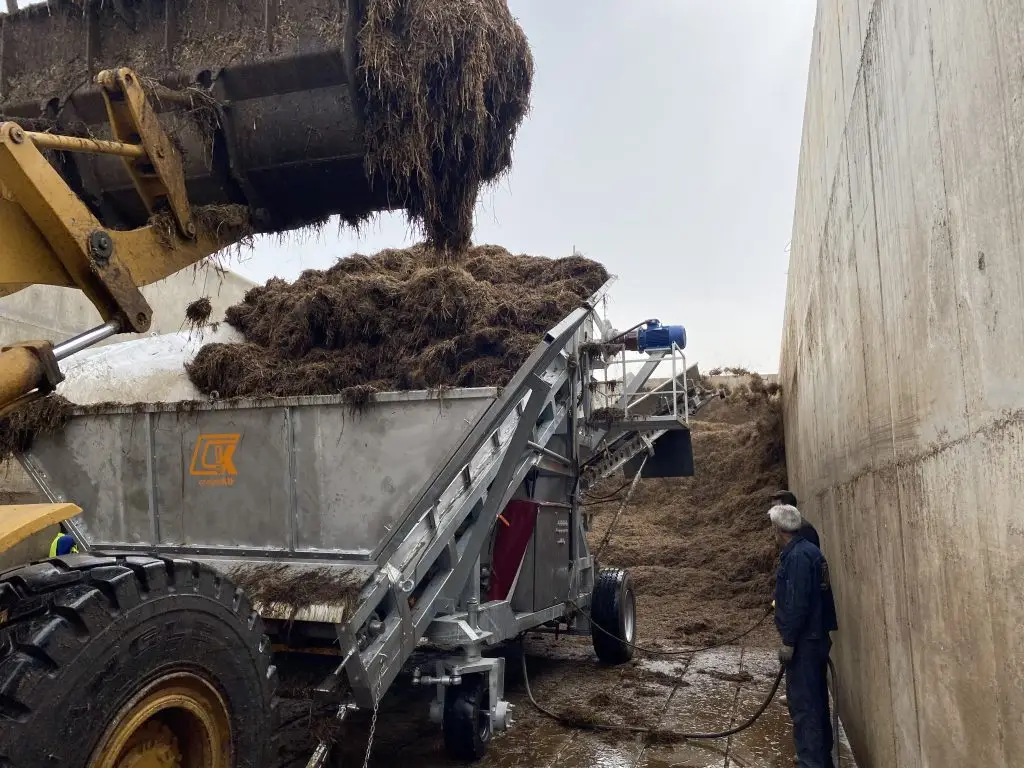 Bunker Filler machine — Phase I composting equipment
